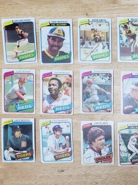 Vintage Lot of 644 1980 Topps MLB Baseball Cards W/32 HALL OF FAMERS